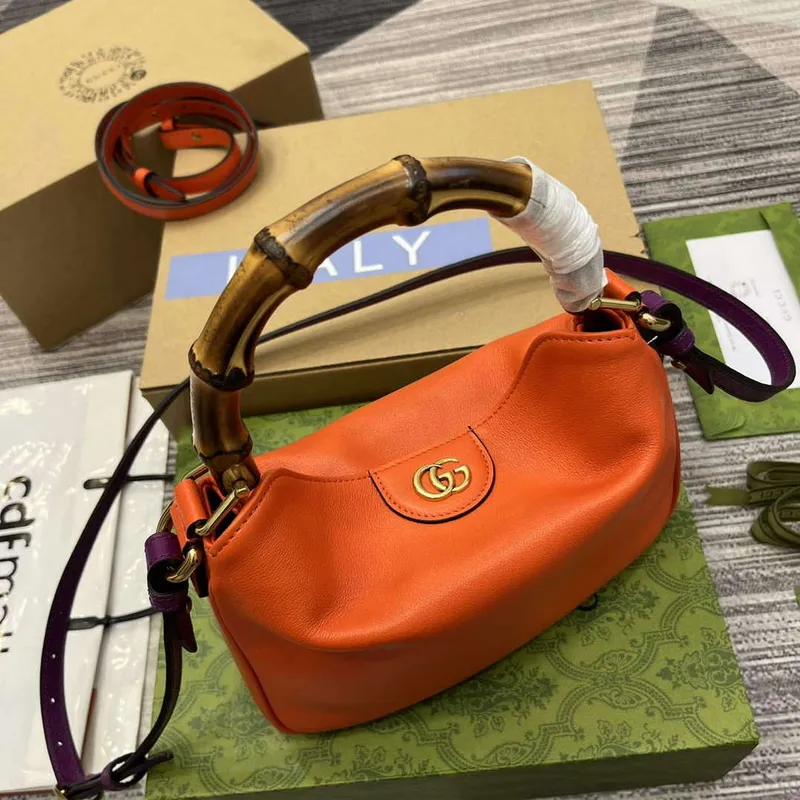 Gucci 746251 Gucci Diana Malá Kabelka Přes Rameno Oranžová