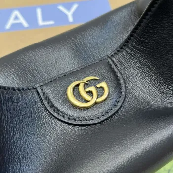 Gucci 746251 Gucci Diana Malá Kabelka Přes Rameno Černá