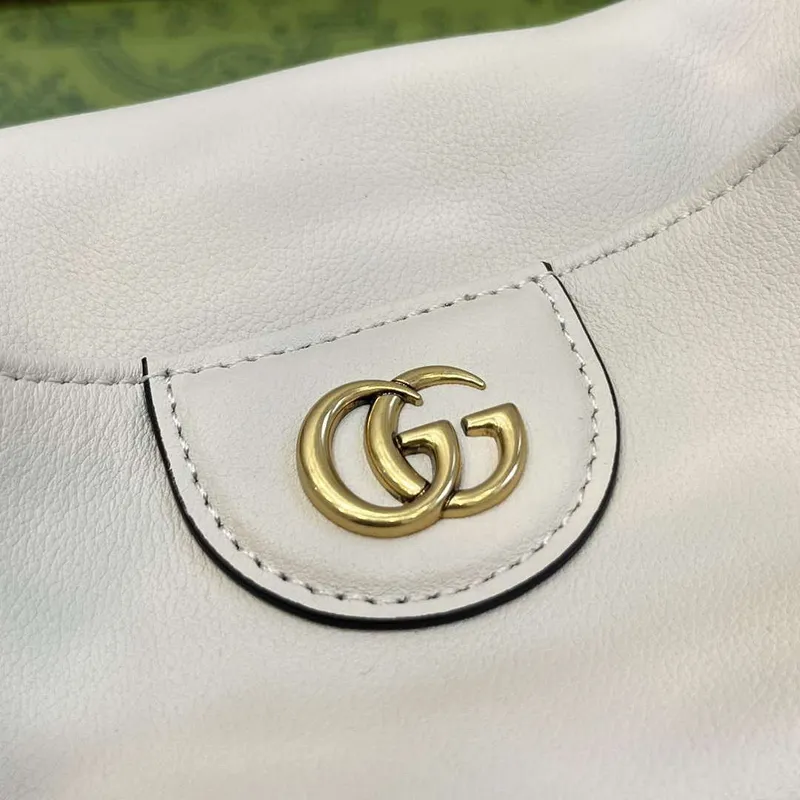 Gucci 746251 Gucci Diana Malá Kabelka Přes Rameno Bílá