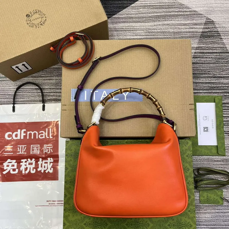 Gucci 746124 Gucci Diana Střední Kabelka přes rameno Oranžová