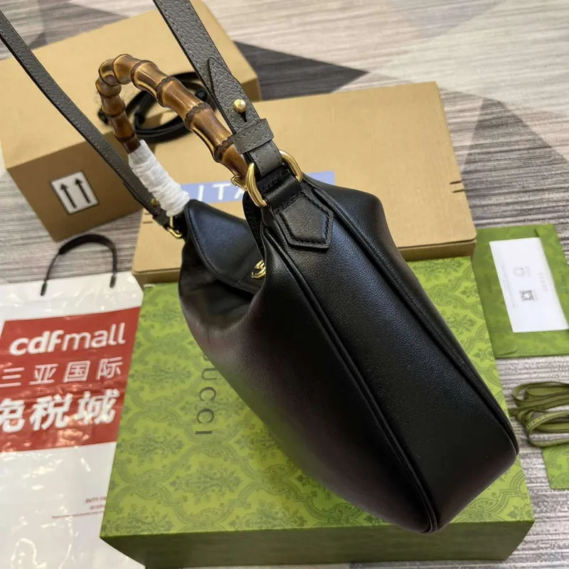 Gucci 746124 Gucci Diana Střední Kabelka přes Rameno Černá