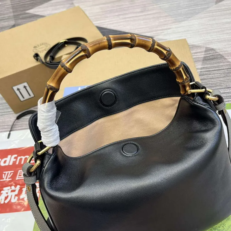 Gucci 746124 Gucci Diana Střední Kabelka přes Rameno Černá