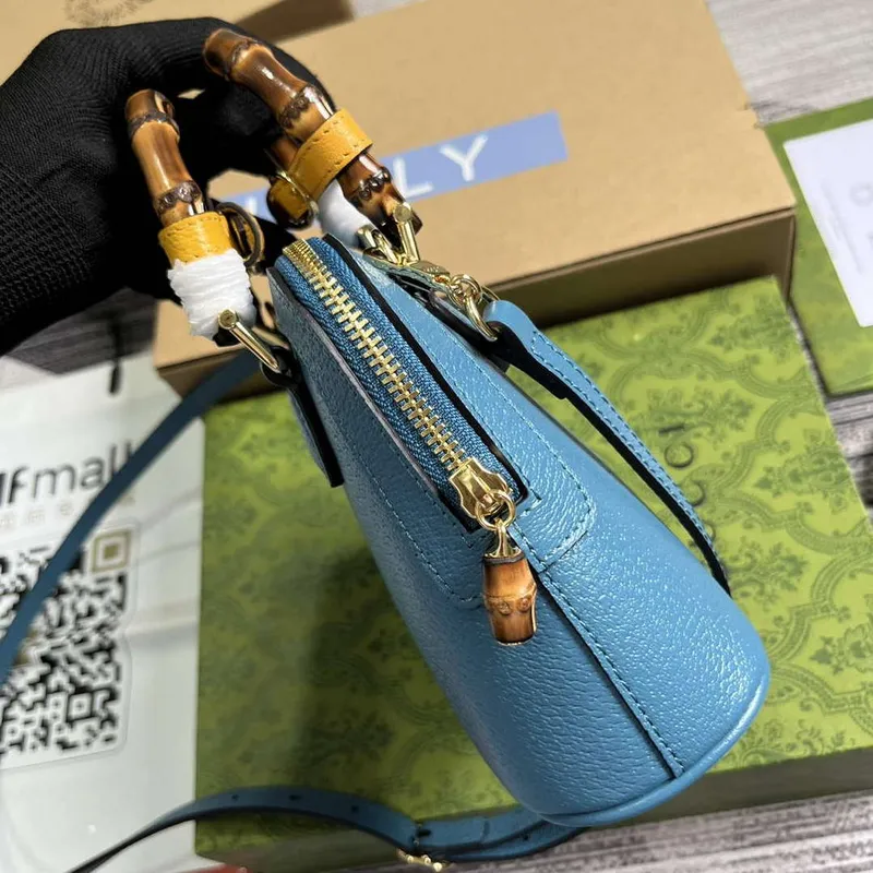 Gucci 715775 Gucci Diana Mini Tote Bag modrá kůže