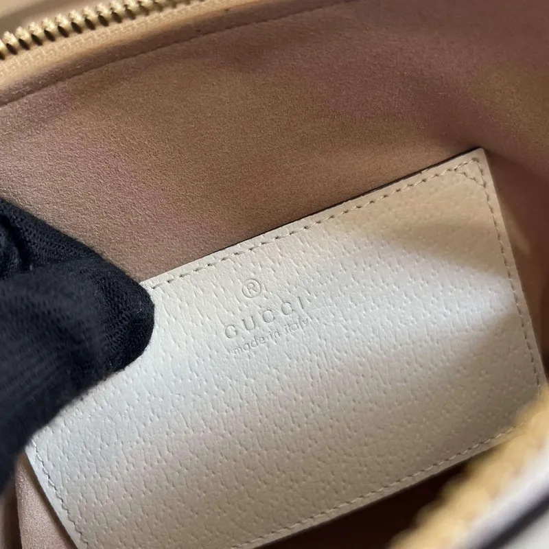 Gucci 715775 Gucci Diana Mini Tote Bag Bílá kůže