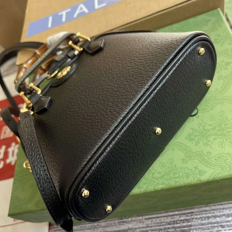 Gucci 715775 Gucci Diana Mini Tote Bag Černá kůže
