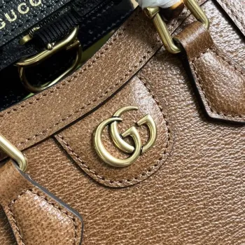 Gucci 739079 Diana Mini Tote Bag Cuir kůže
