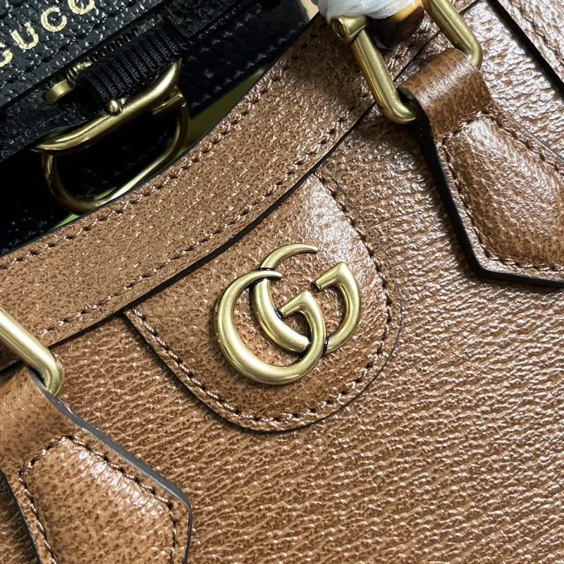 Gucci 739079 Diana Mini Tote Bag Cuir kůže