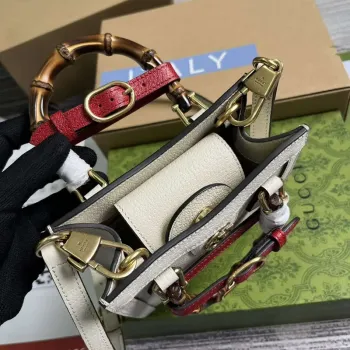 Gucci 739079 Diana Mini Tote Bag Bílá Kůže