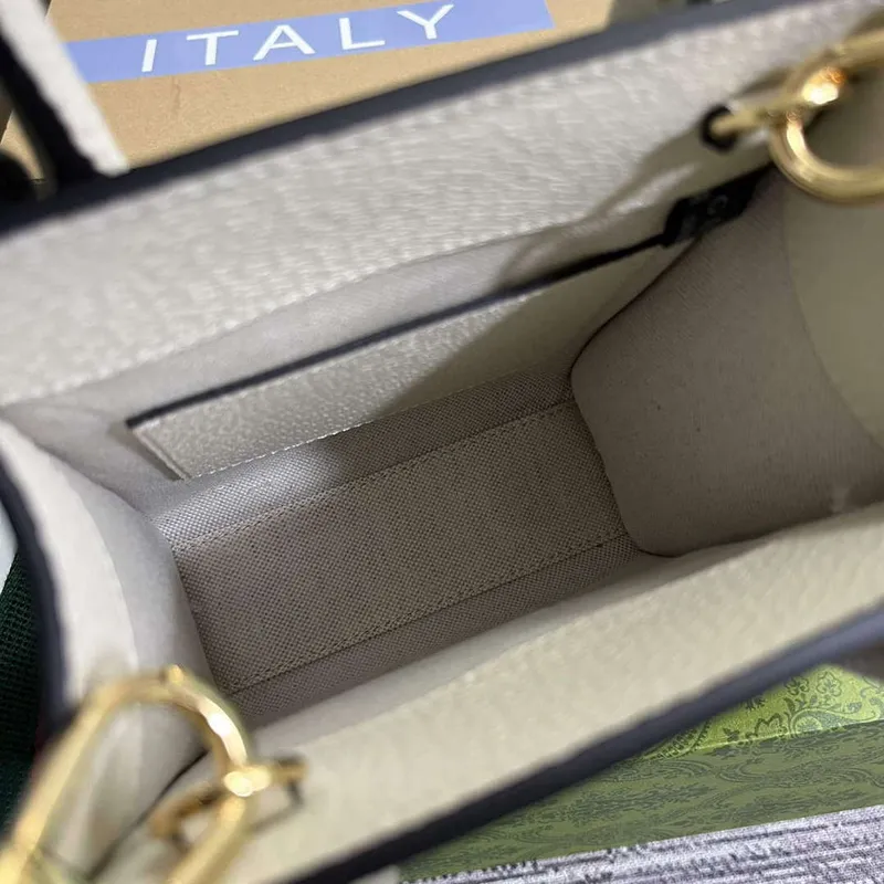 Gucci 699406 Gucci mini taška s potiskem zvířat