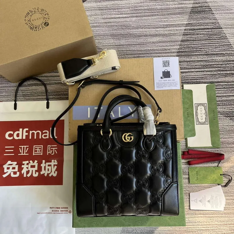 Gucci 728309 GG Matelassé Mini Top Handle Taška Černá