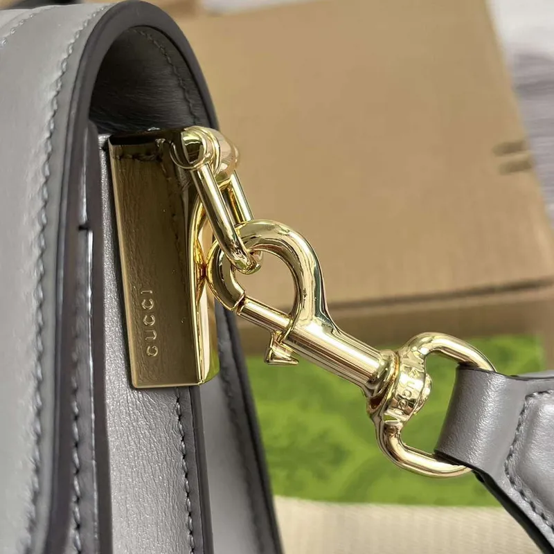 Gucci 736877 GG Matelassé Kabelka Šedá