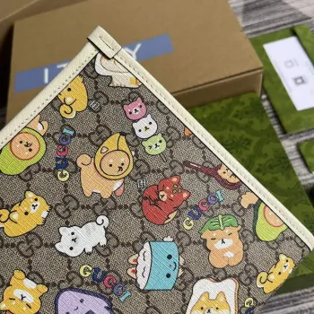 Gucci 736753 toaletní taška s potiskem zvířat