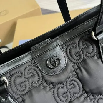 Gucci 631685 Ophidia GG střední taška černá