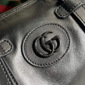 Gucci 725701 Malá taška přes rameno s tónovým Double G Černá