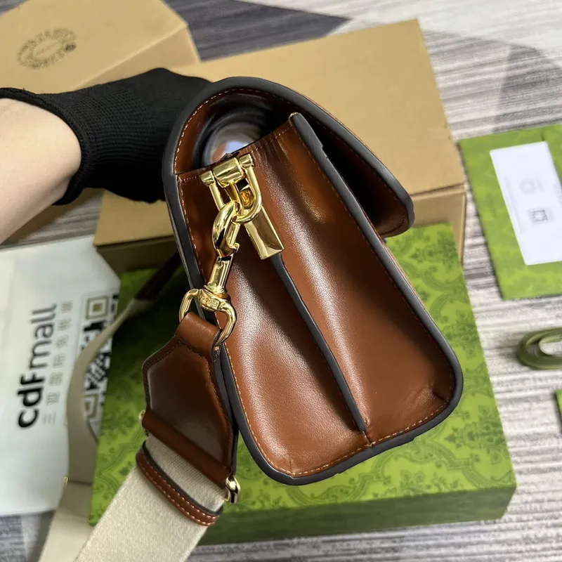 Gucci 724529 GG Matelassé Malá Taška Hnědá