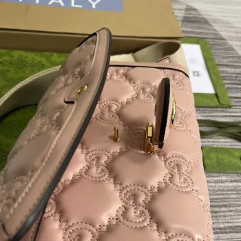 Gucci 724529 GG Matelassé Malá Taška Růžová