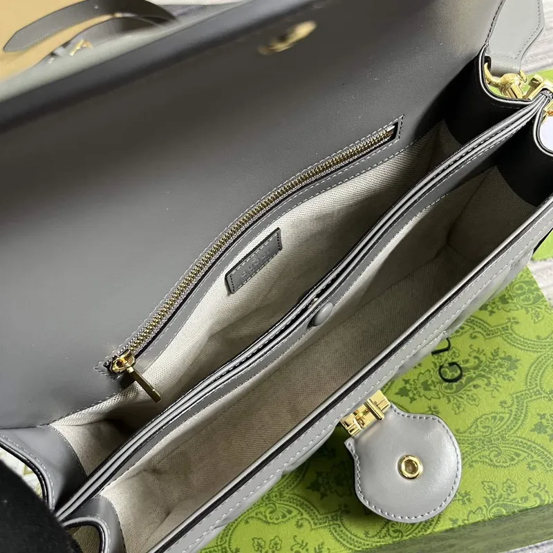 Gucci 724529 GG Matelassé Malá Taška Světle šedá