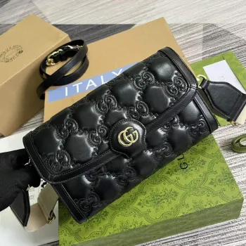Gucci 724529 GG Matelassé Malá Taška Černá
