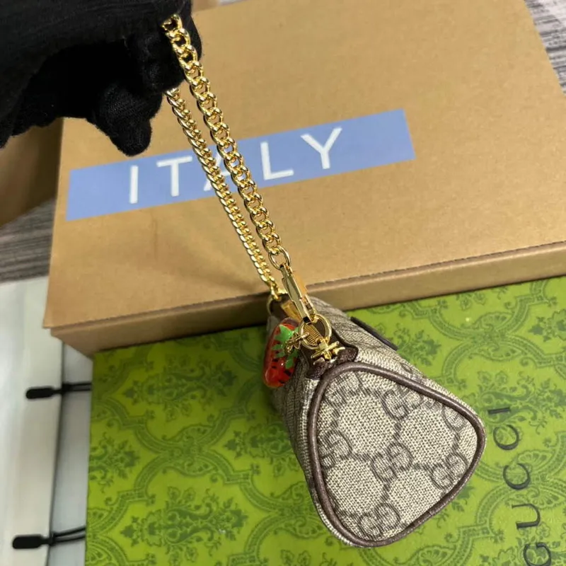 Gucci 726253 Mince s dvojitým G jahodou