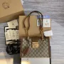 Gucci 498156 Padlock GG Malá Kabelka přes Rameno Hnědá