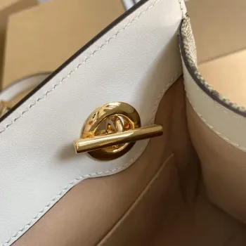 Gucci 498156 Padlock GG Malá Kapsička na Rameno Bílá