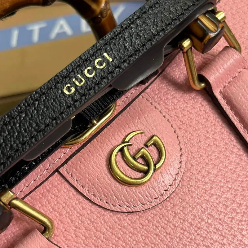 Gucci 735153 Gucci Diana Malá Kabelka Přes Rameno Růžová