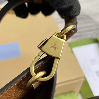 Gucci 735153 Gucci Diana Malá Kabelka přes Rameno Hnědá