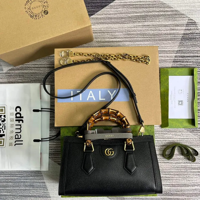 Gucci 735153 Gucci Diana Malá Kabelka přes Rameno Černá