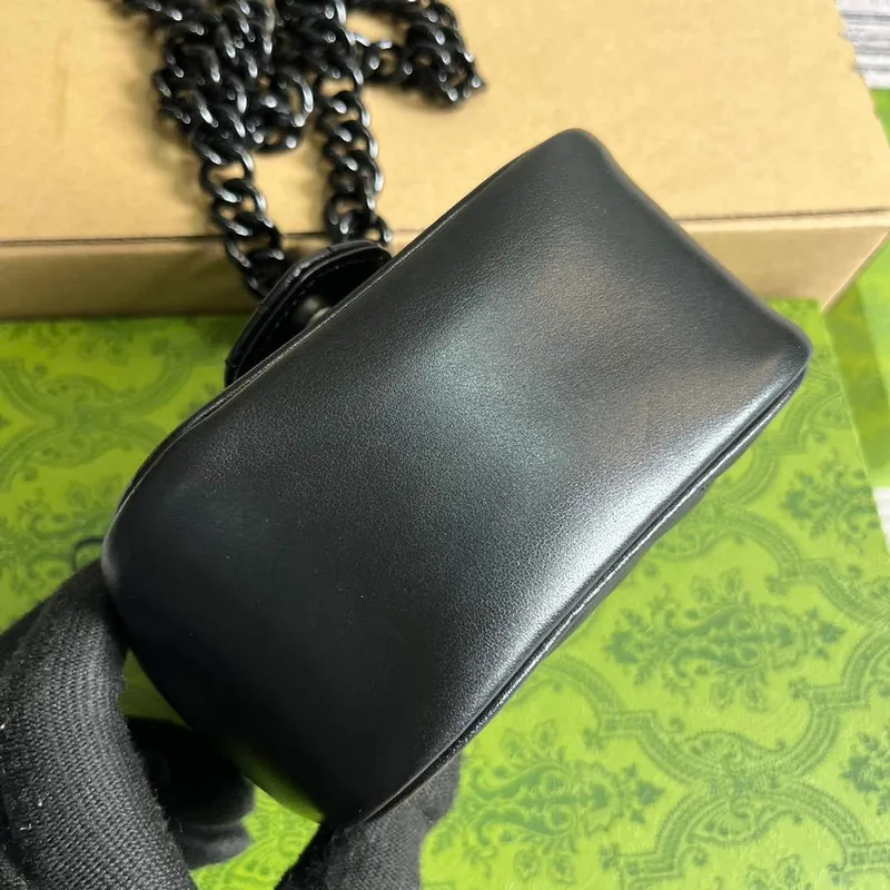 Gucci 739599 GG Marmont Pásková taška Černá