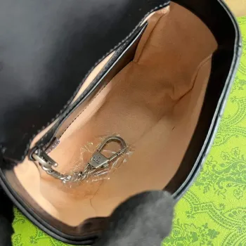 Gucci 739599 GG Marmont Pásková taška Černá