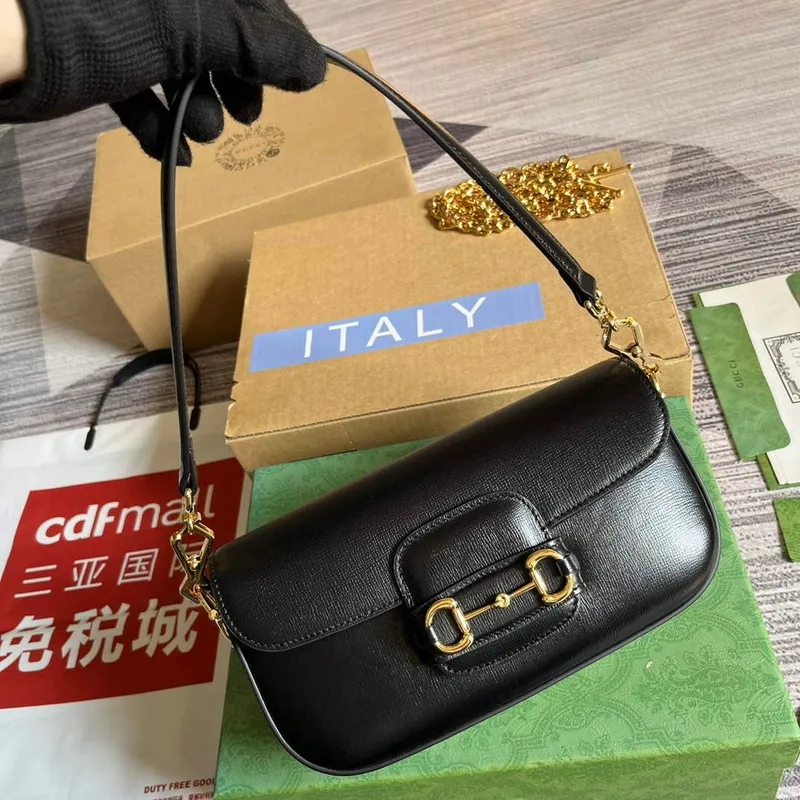 Gucci 735178 Gucci Horsebit 1955 malá kabelka přes rameno Černá