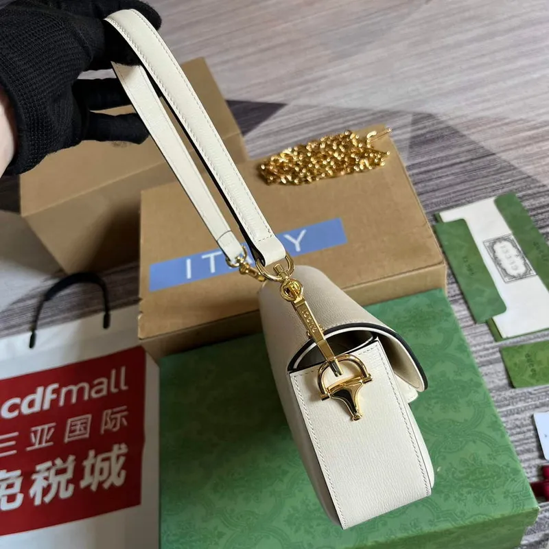 Gucci 735178 Gucci Horsebit 1955 malá kabelka přes rameno Bílá