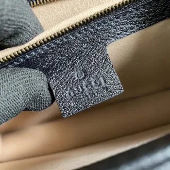 Gucci 651055 Ophidia GG malá kabelka s horním uchopem z kůže černá