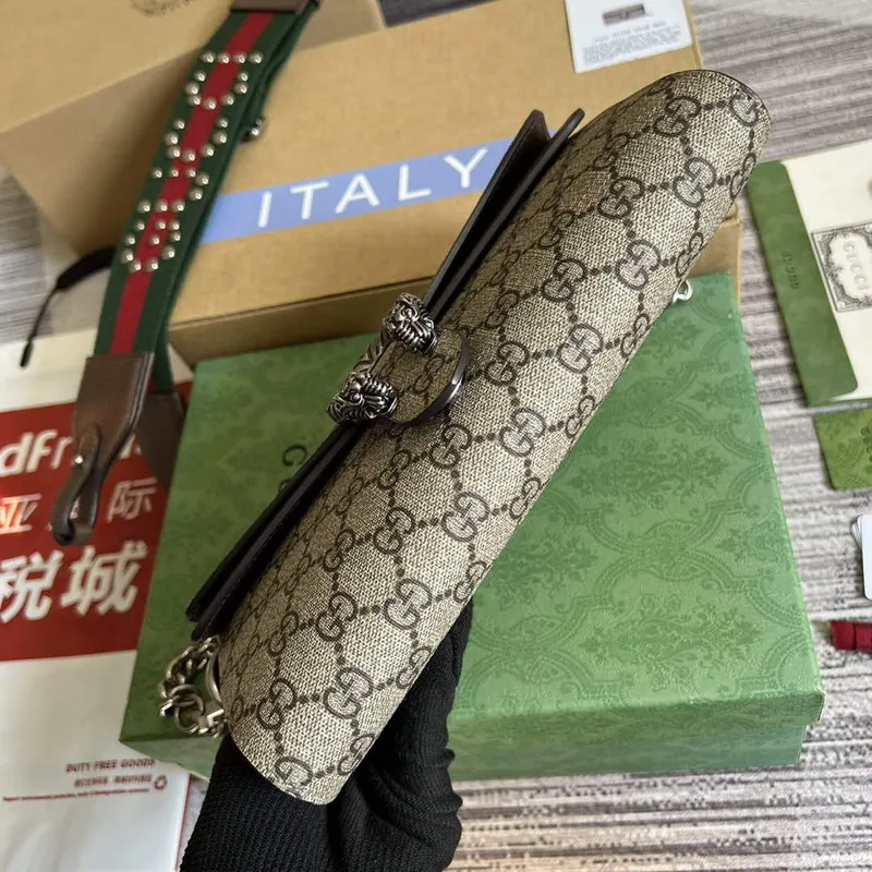 Gucci 731782 Dionysus malá ramenní taška Hnědá