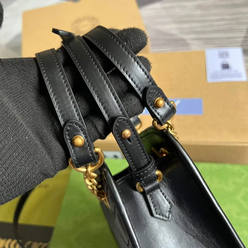 Gucci 696123 GG Marmont Matelassé Mini Taška Černá