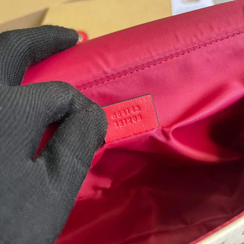 Gucci 664143 Dětská messenger taška Červená