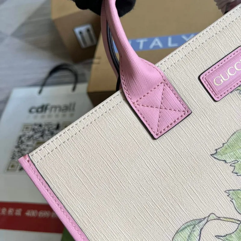 Gucci 550763 Dětská taška s velkým potiskem pohádky růžová