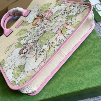 Gucci 550763 Dětská taška s velkým potiskem pohádky růžová