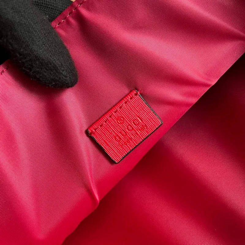 Gucci 550763 Dětská taška s potiskem pohádky Velká červená tote taška