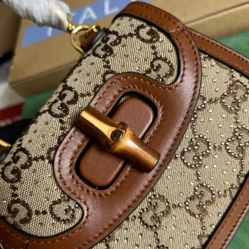 Gucci 735116 Gucci Bamboo 1947 mini taška s horním uchopem