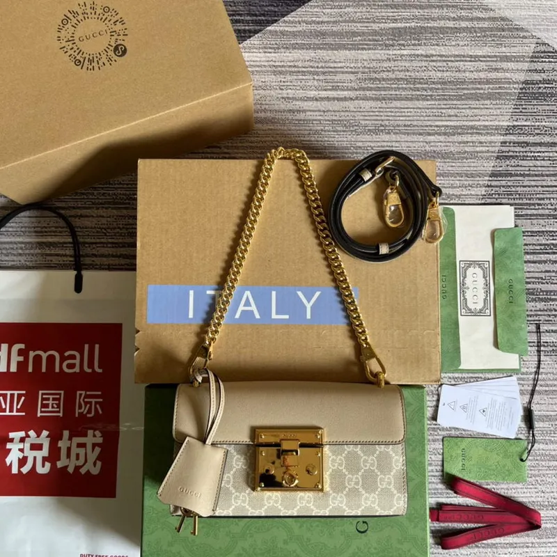 Gucci 735103 Mini ramenní taška s zámkem Béžová