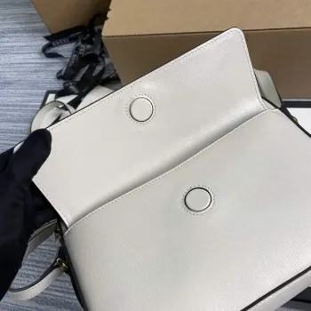 Gucci 645454 Gucci Horsebit 1955 Malá Kabelka přes Rameno Béžová