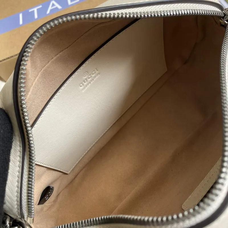 Gucci 447632 GG Marmont matelassé malá ramenní taška bílá