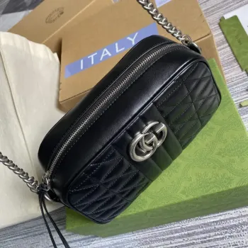 Gucci 447632 GG Marmont prošívaná malá kabelka přes rameno Černá