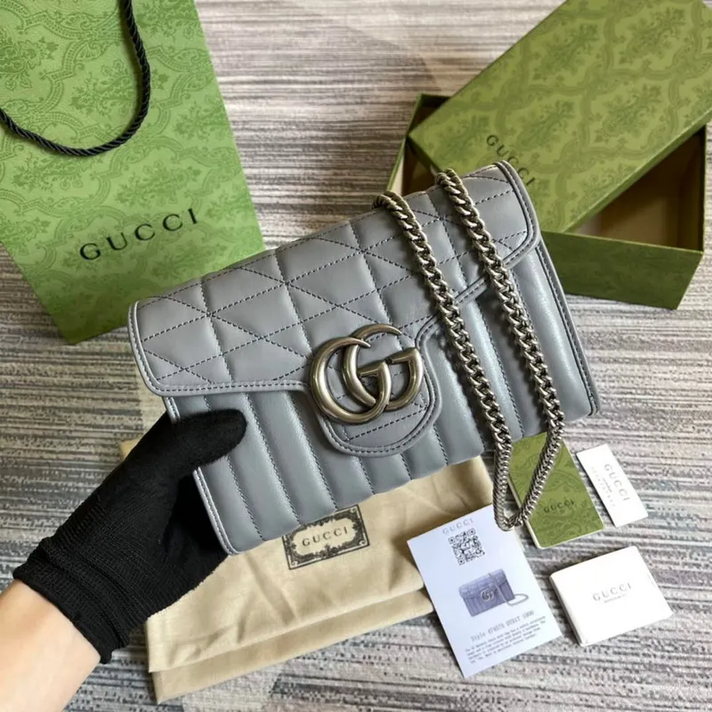 Gucci 474575 GG Marmont mini taška Šedá
