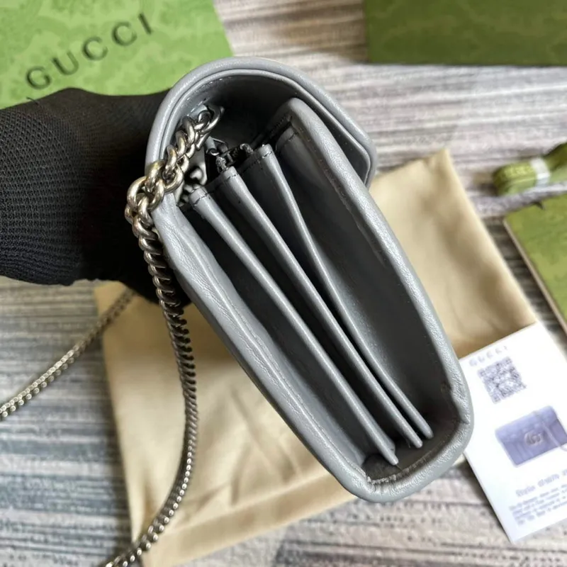 Gucci 474575 GG Marmont mini taška Šedá