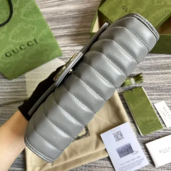 Gucci 474575 GG Marmont mini taška Šedá