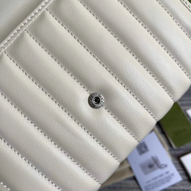 Gucci 474575 GG Marmont mini taška Bílá