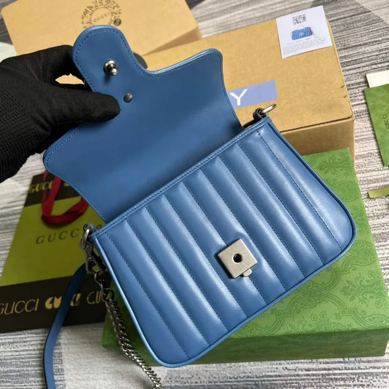Gucci 583571 GG Marmont mini taška s horním uchopem modrá