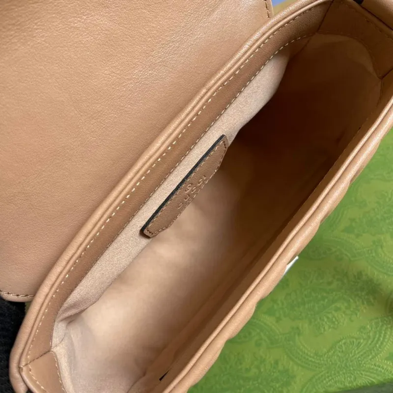 Gucci 583571 GG Marmont mini taška s horním uchopem Světle růžová